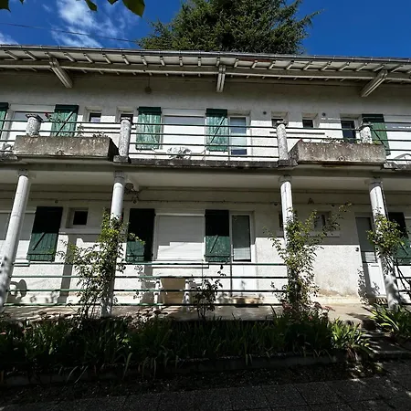 Appartement Cosy Avec Wifi, Jardin Et Parking à - Fr-1-541-188